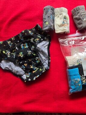 Primark Black 10 Briefs with Colorful Cartoon Print New Kids 6 7